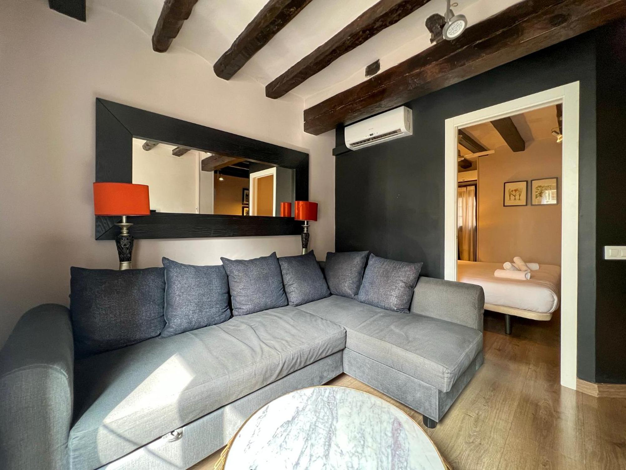 Stay U-Nique Apartments Est Barcellona Esterno foto