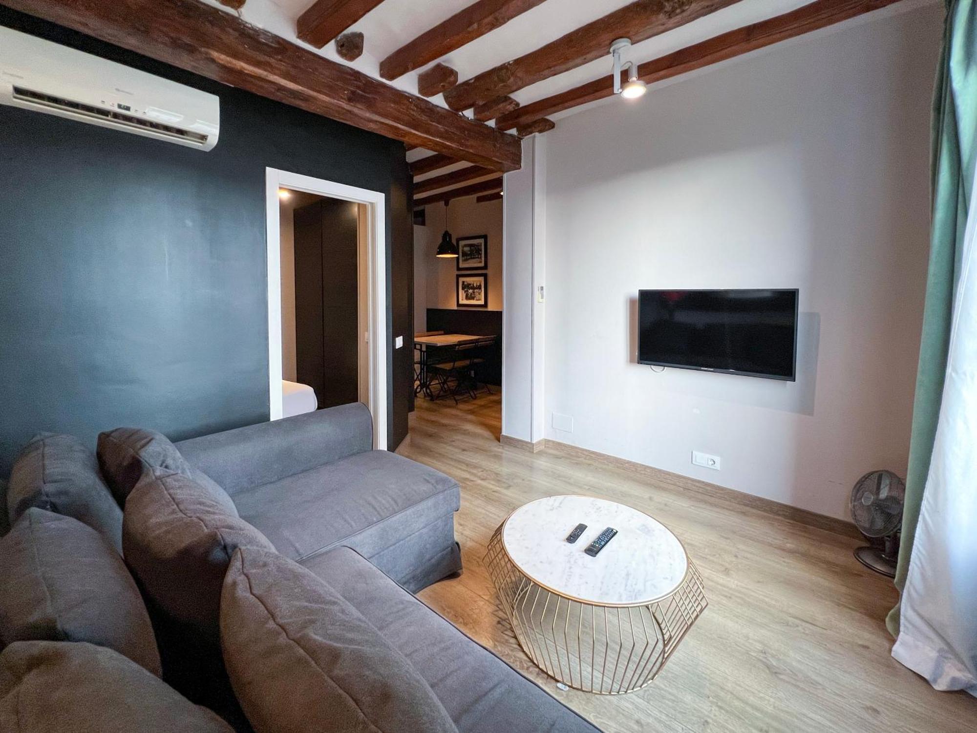Stay U-Nique Apartments Est Barcellona Esterno foto