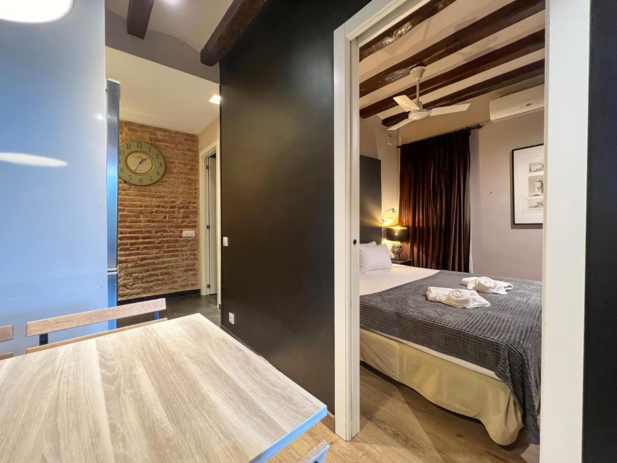 Stay U-Nique Apartments Est Barcellona Esterno foto