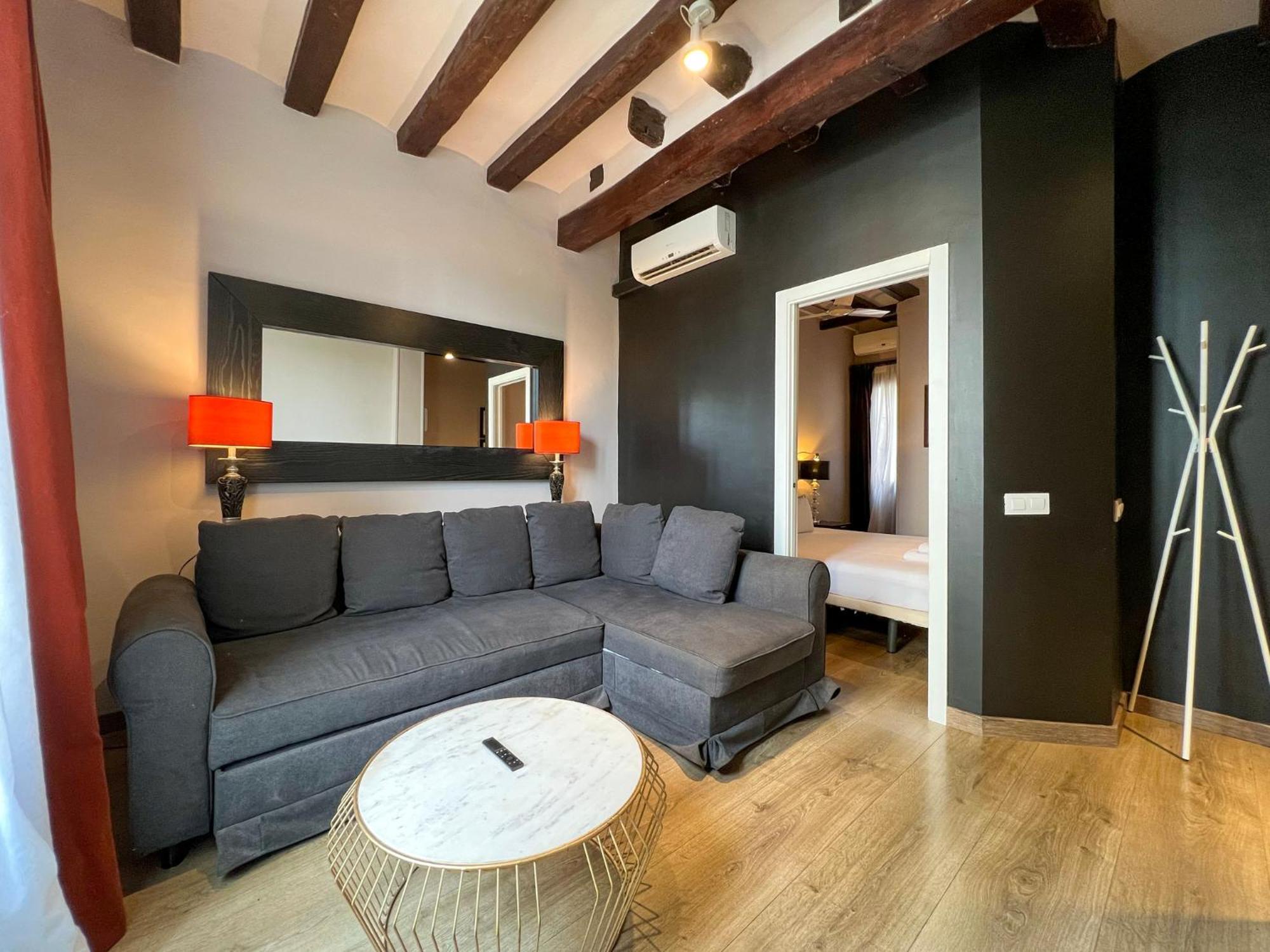 Stay U-Nique Apartments Est Barcellona Esterno foto